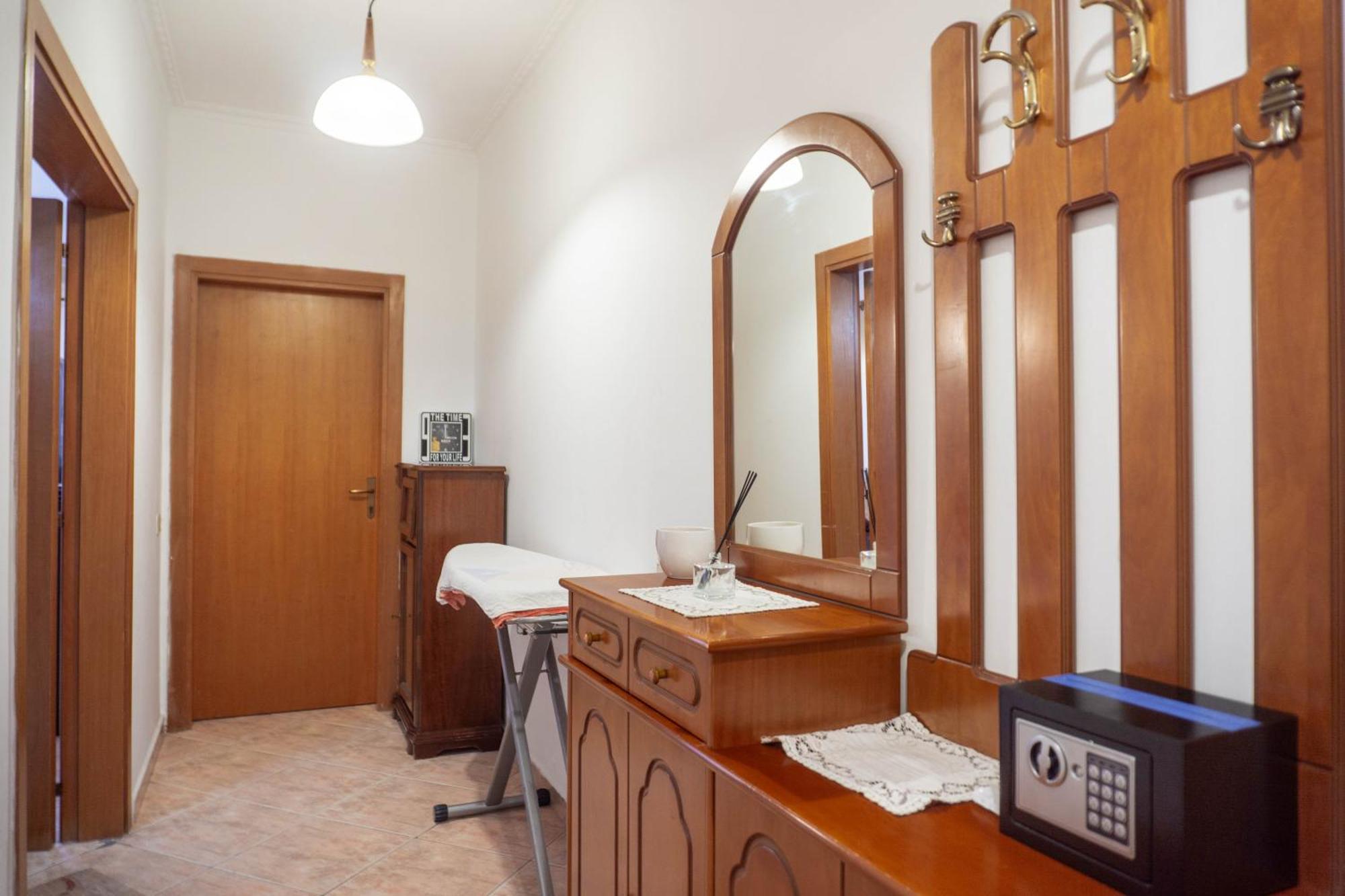Bllok Bright Private Bedrooms With Private Bathroom On Shared Apartment Tirana Exterior photo