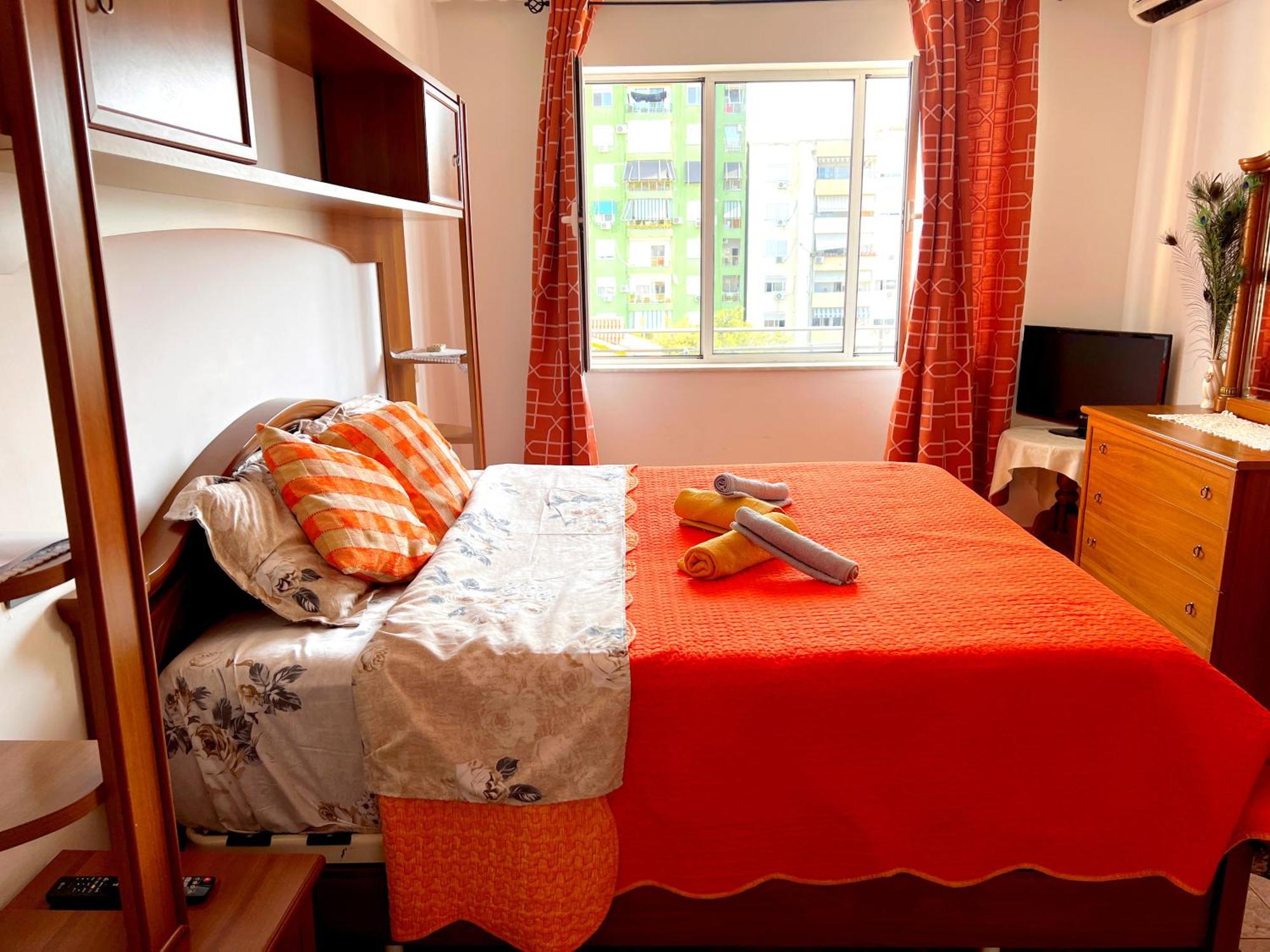 Bllok Bright Private Bedrooms With Private Bathroom On Shared Apartment Tirana Exterior photo