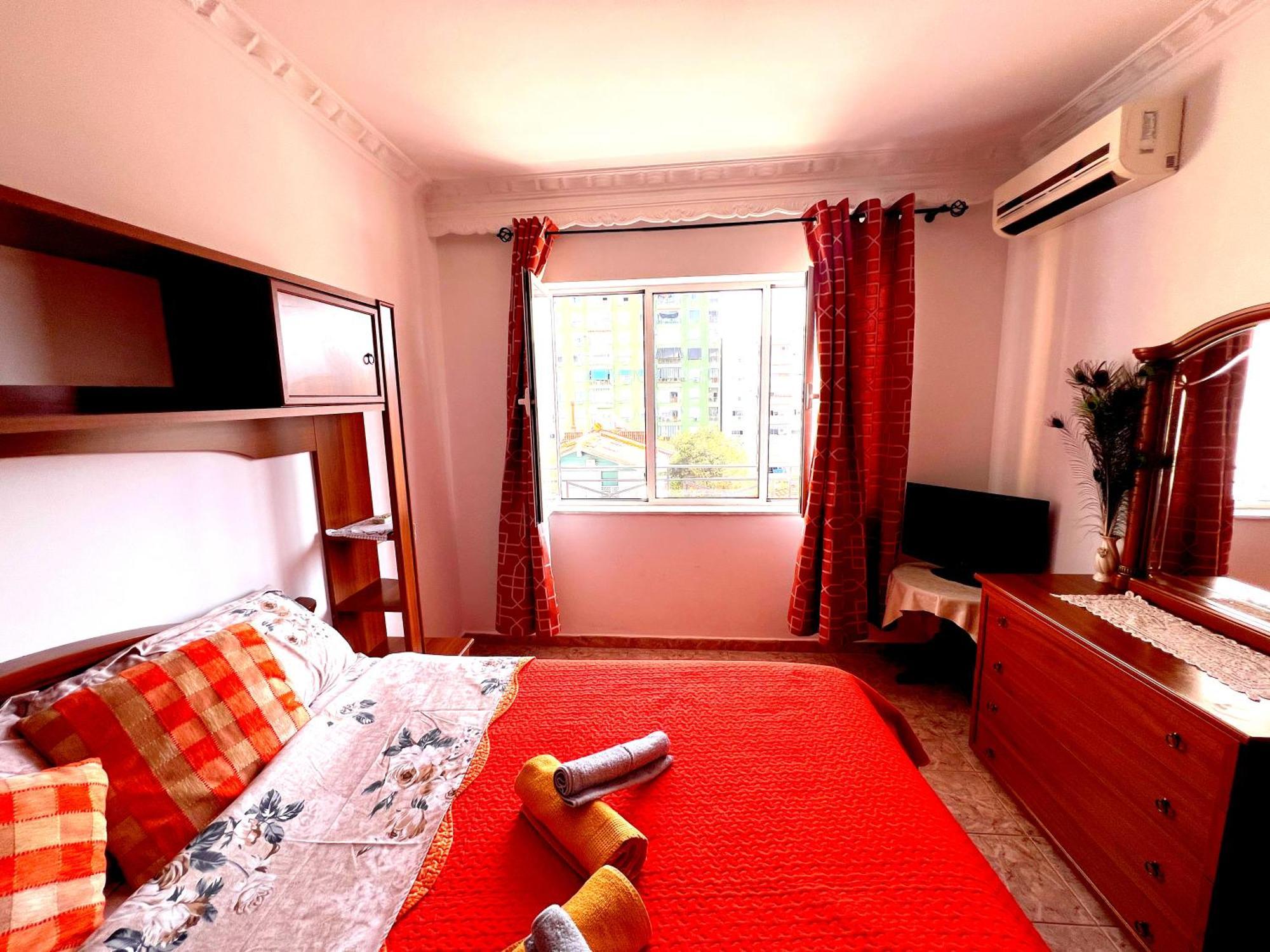 Bllok Bright Private Bedrooms With Private Bathroom On Shared Apartment Tirana Exterior photo